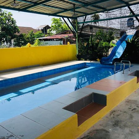 Homestay Tok Abah Dalam Rhu Pasir Puteh Exteriér fotografie