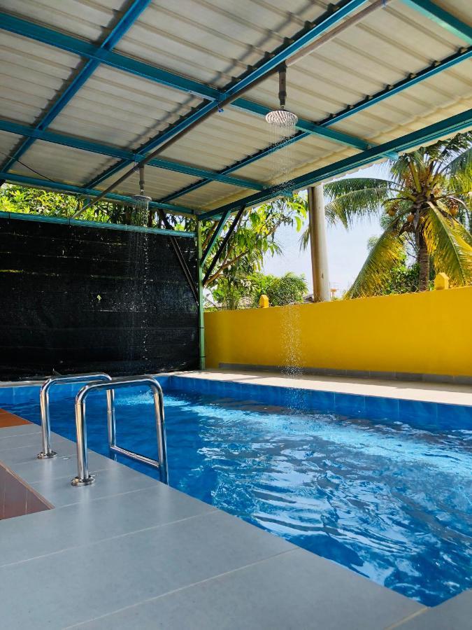 Homestay Tok Abah Dalam Rhu Pasir Puteh Exteriér fotografie