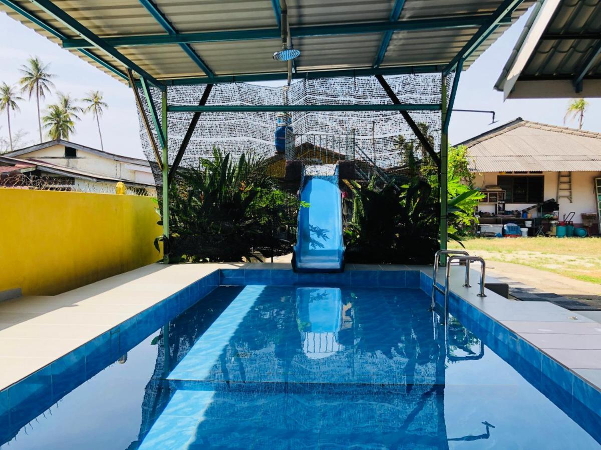 Homestay Tok Abah Dalam Rhu Pasir Puteh Exteriér fotografie